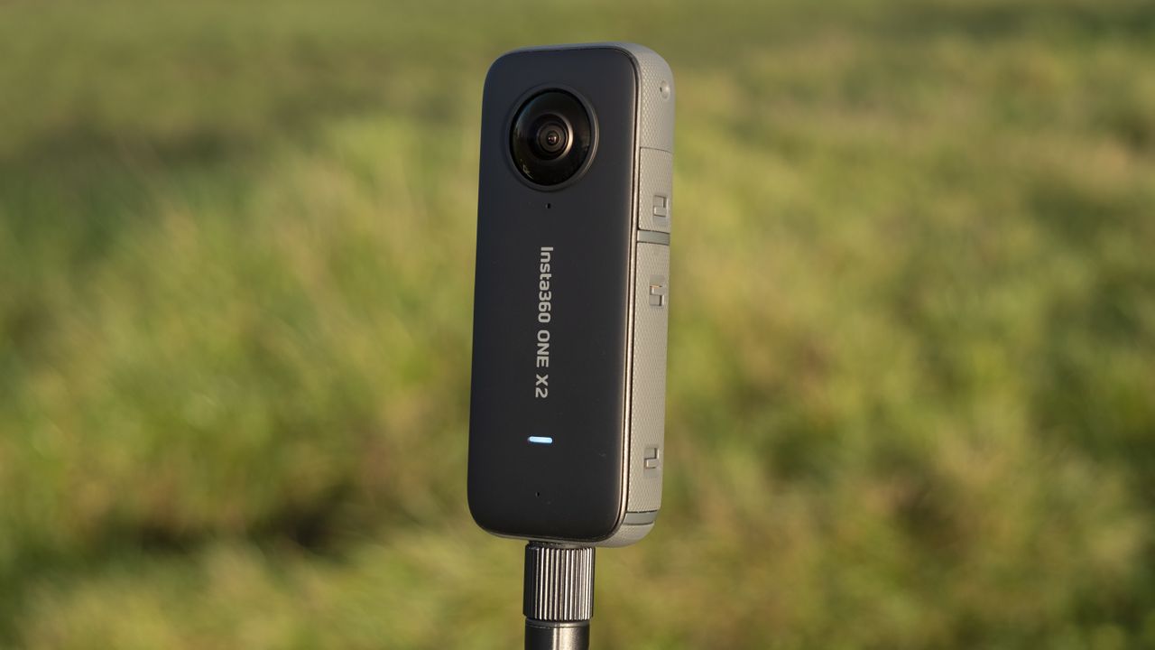 Insta360 One X2