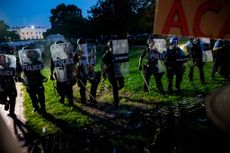 Police at protests outside the White House.