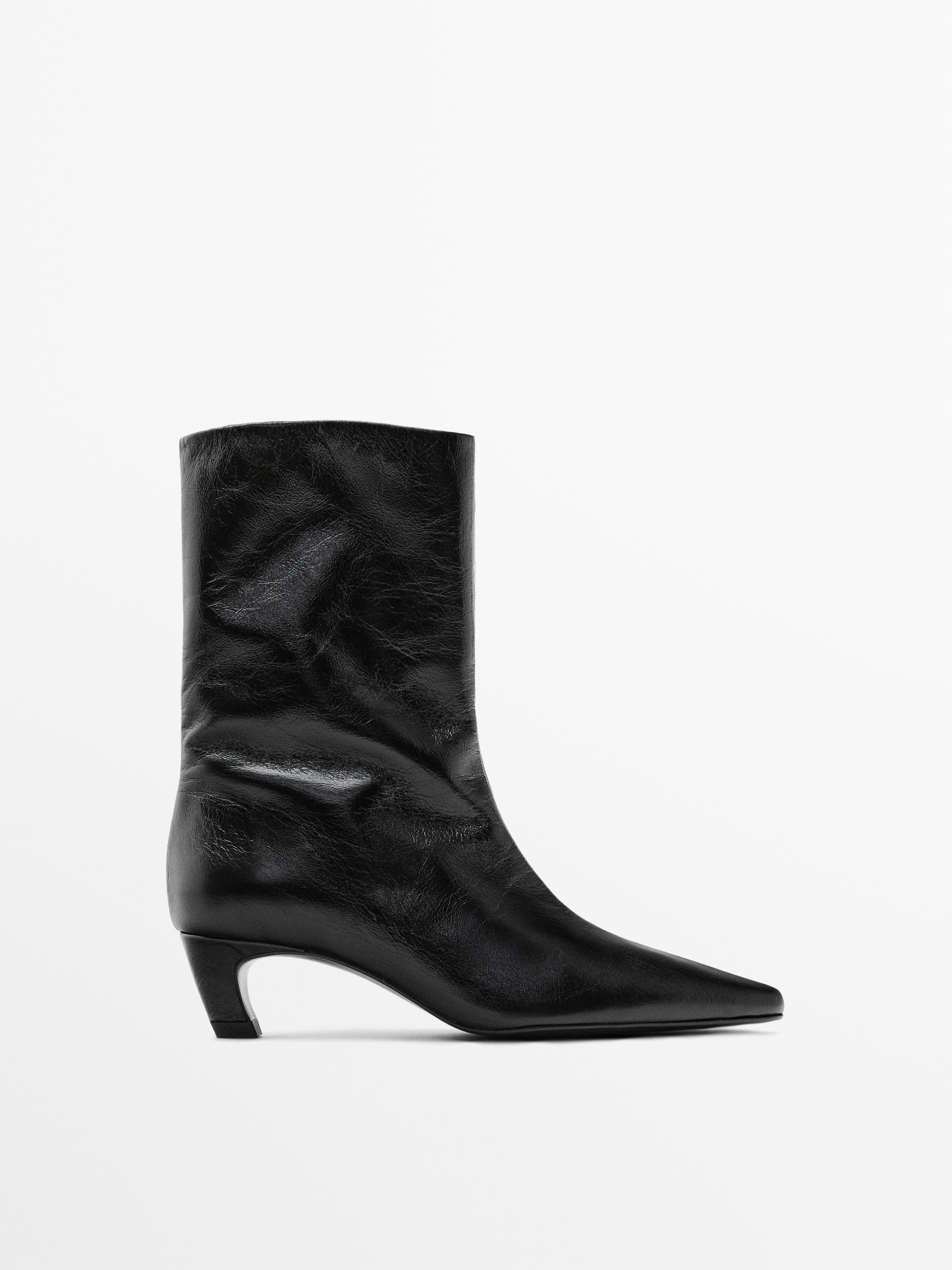 Massimo Dutti pointy black boots