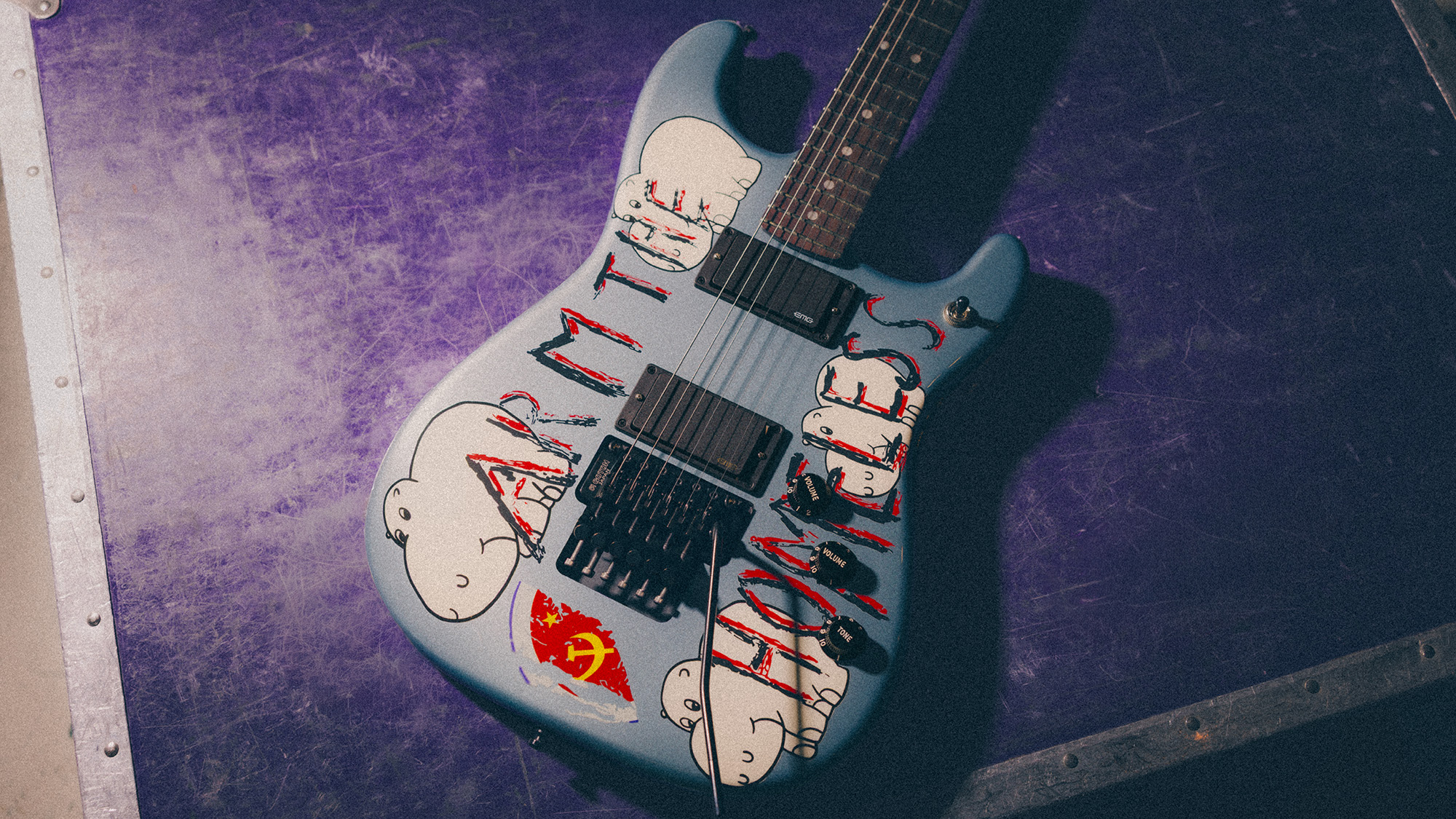 Fender Tom Morello Arm the Homeless guitar product shots