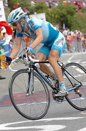 Levi Leipheimer (Gerolsteiner) in chase mode