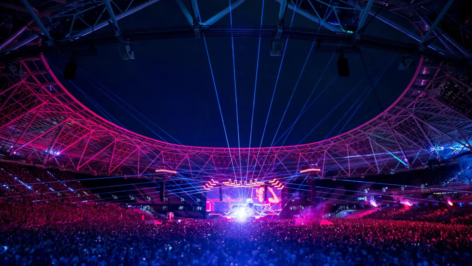 A photo of a gig at London Stadium. 