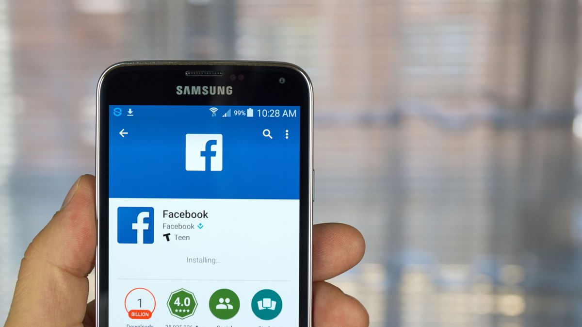 Facebook on Android mobile phone