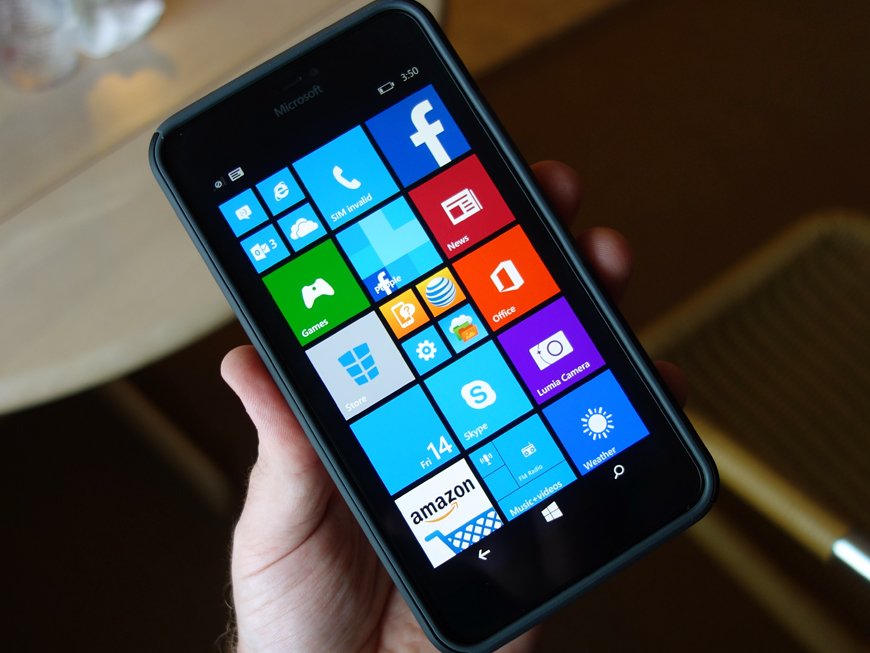 Protecting the Lumia 640 XL with Incipio's DualPro Hard Case | Windows ...