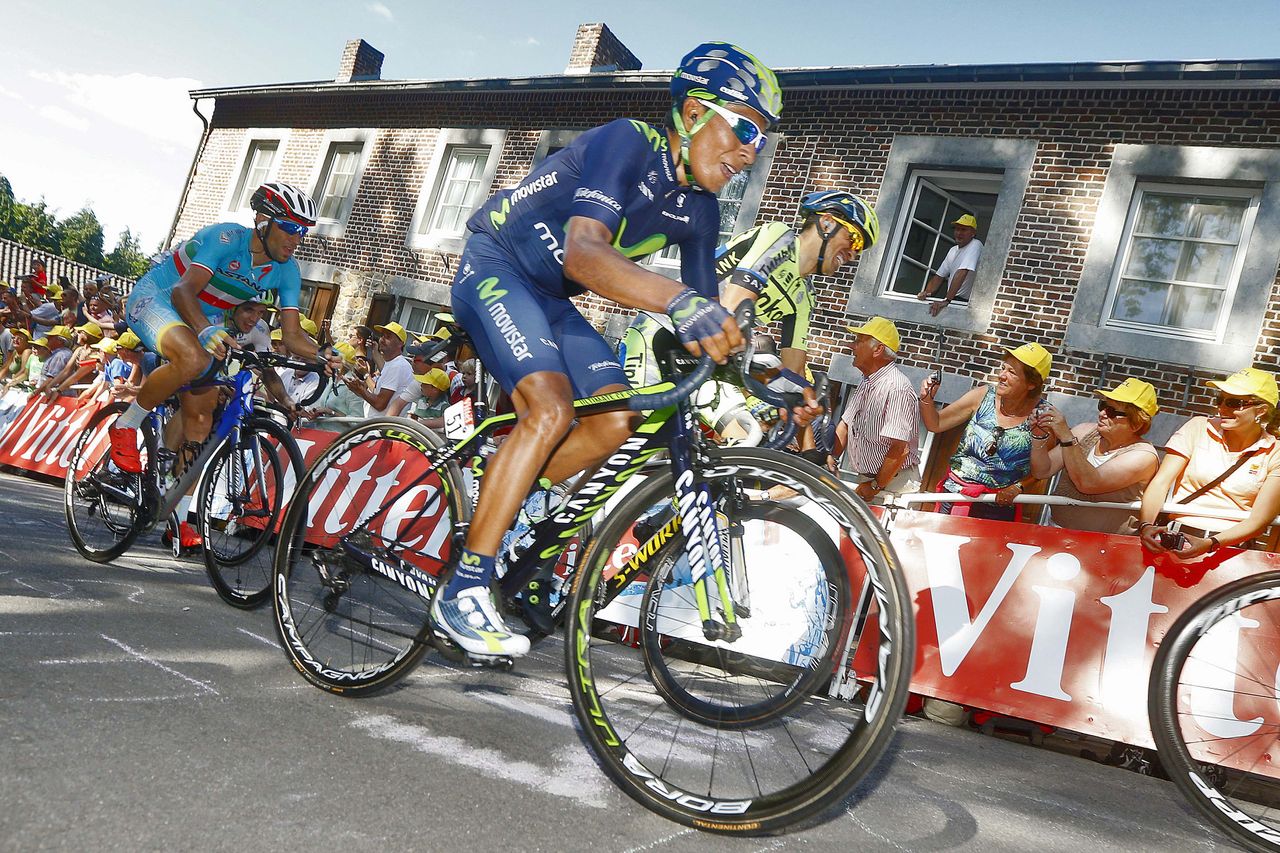 Nairo Quintana (Movistar) fights the gradient on the Mur de Huy
