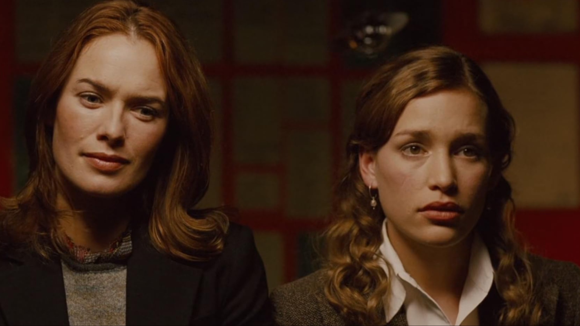 Lena Headey and Piper Perabo in Imagine Me & You