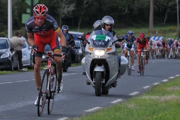 Geoffry Lequatre (Radioshack) attacks on the last climb.