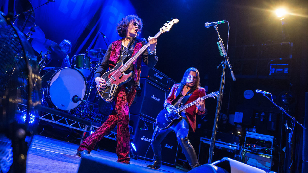 Glenn Hughes live on stage in London