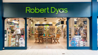 Robert Dyas storefront