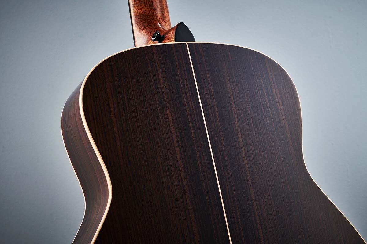 Taylor GT 811e