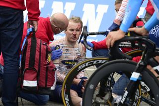 Ackermann relegated in tumultuous finish at Scheldeprijs