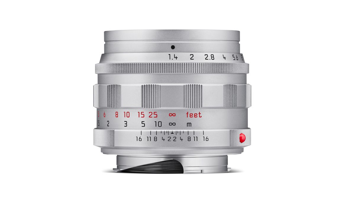 Leica Summilux-M 50mm f/1.4 Classic shot against a white backdrop