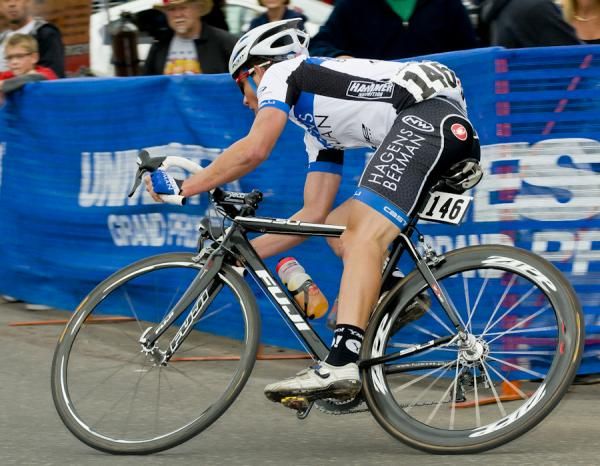 Gabe Varela (Hagens Berman) tries to bridge late in the race.