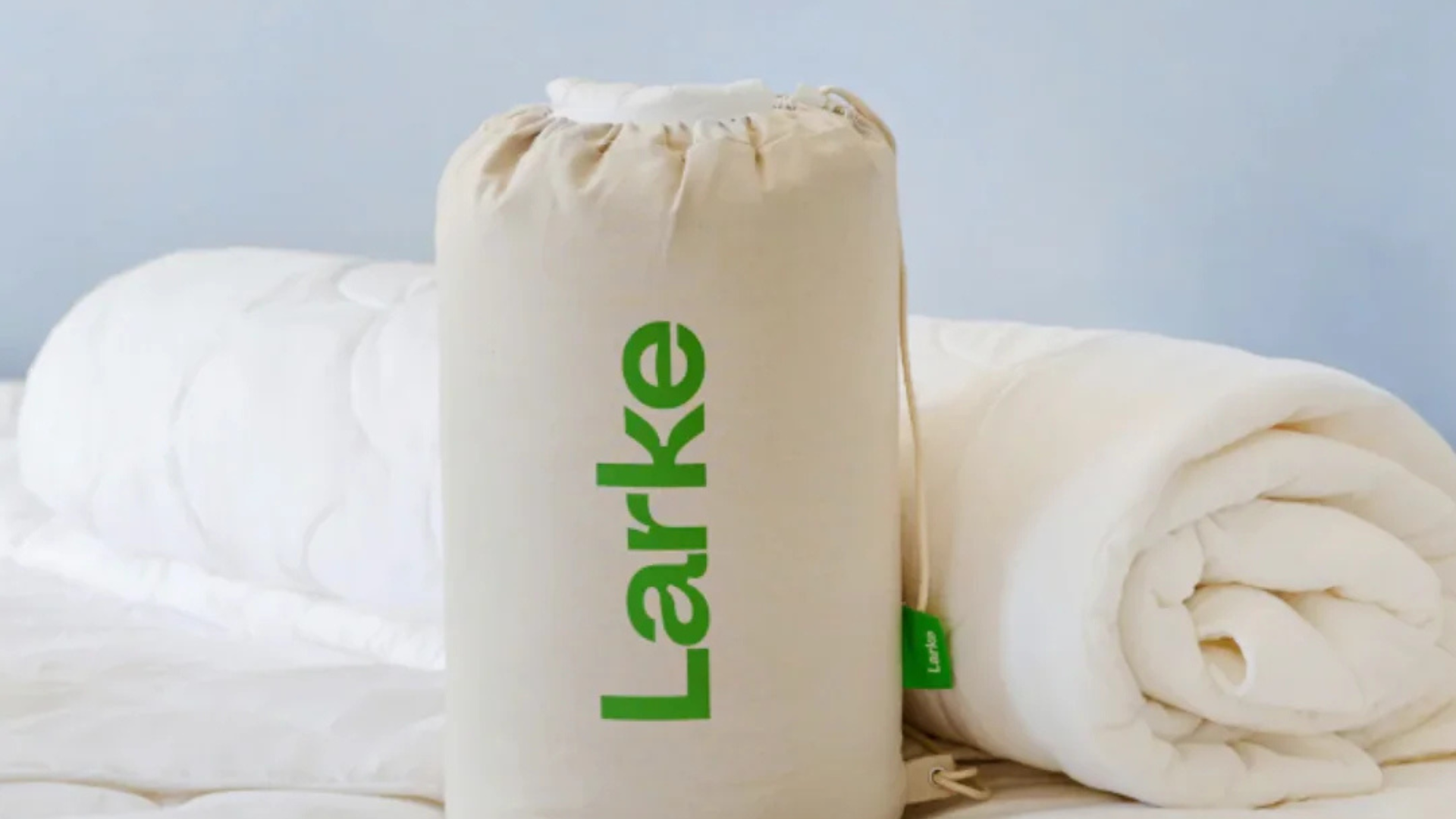 Larke Nature's Blend duvet in the bag and spread out on the bed