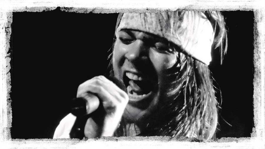 Axl Rose singing