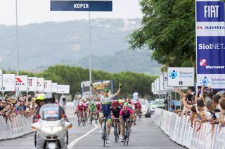 Jens Keukeleire (Orica-GreenEdge) wins stage 1