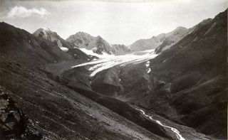 Teklanika glacier in Denali