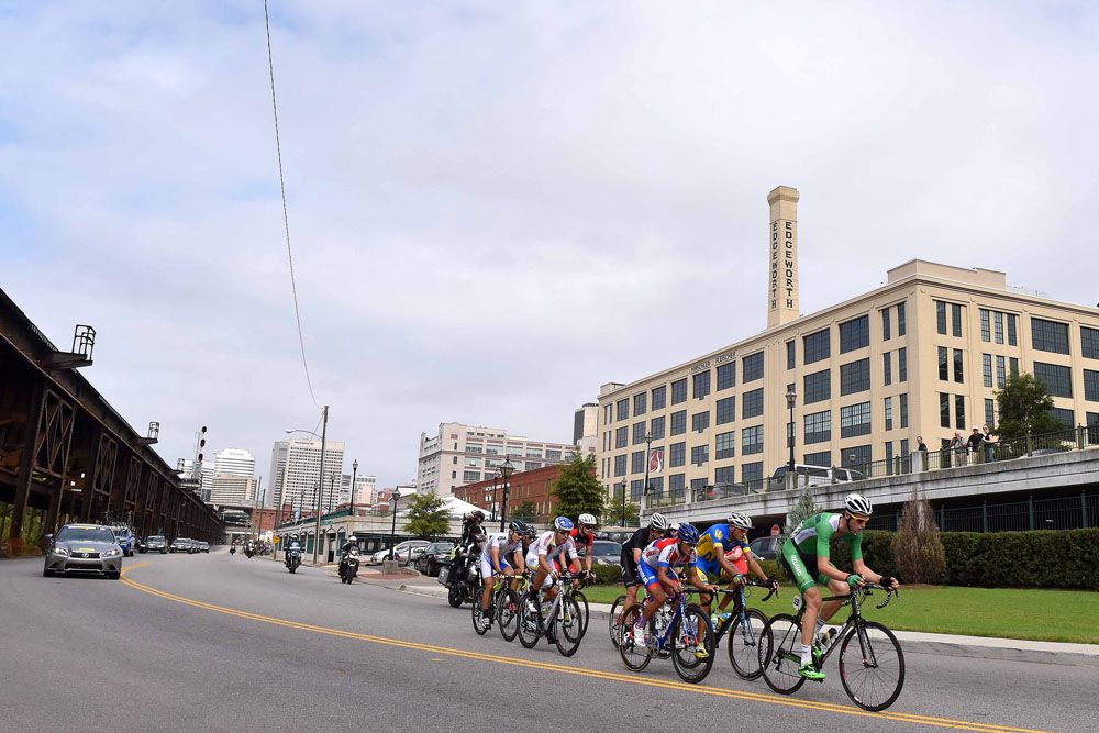 Breakaway during the men's road race