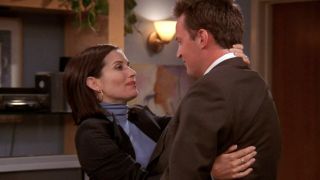Matthew Perry and Courteney Cox in Friends