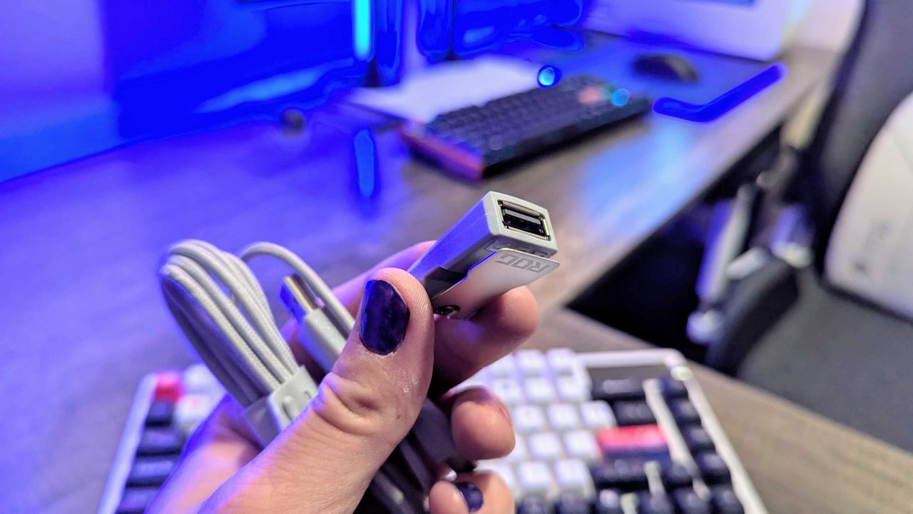 Image of the ASUS ROG Azoth X wireless gaming keyboard.