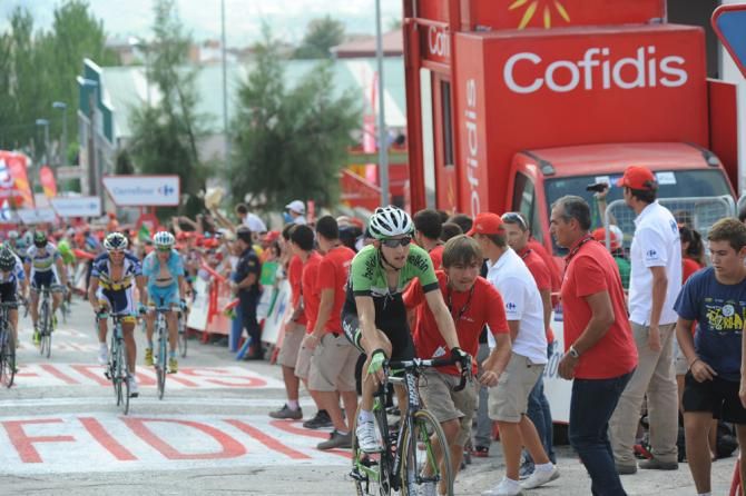 Bauke Mollema comes over the line