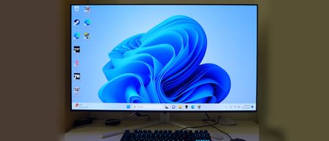 Philips Evnia 42M2N89 Gaming Monitor Review: The OLED Invasion