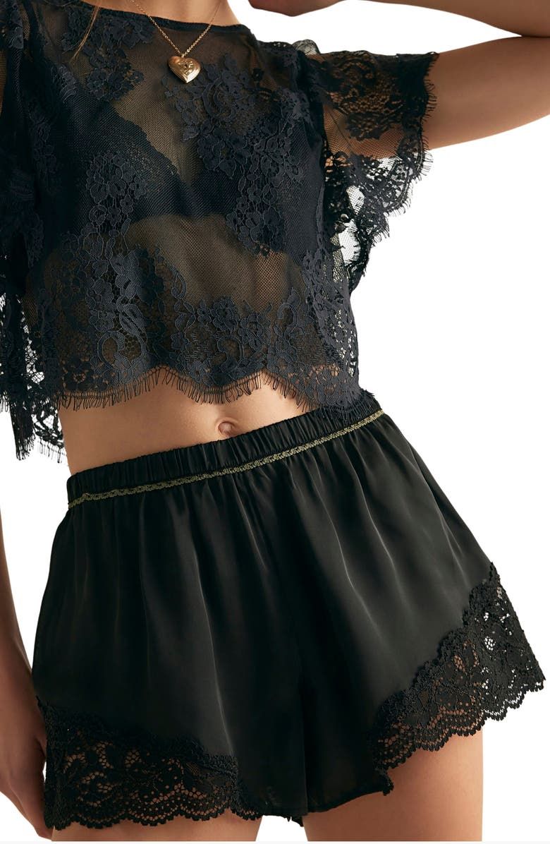 Meet Me in the Middle Lace Trim Tap Shorts
