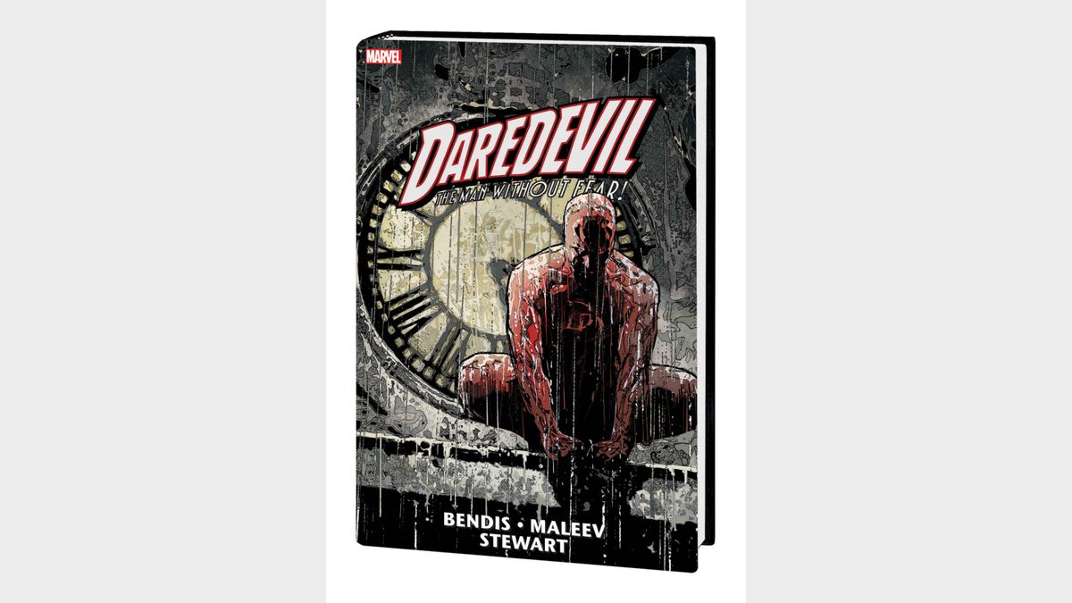 DAREDEVIL BY BENDIS &amp; MALEEV OMNIBUS VOL. 2 HC ALEX MALEEV COVER &ndash; NEW PRINTING!