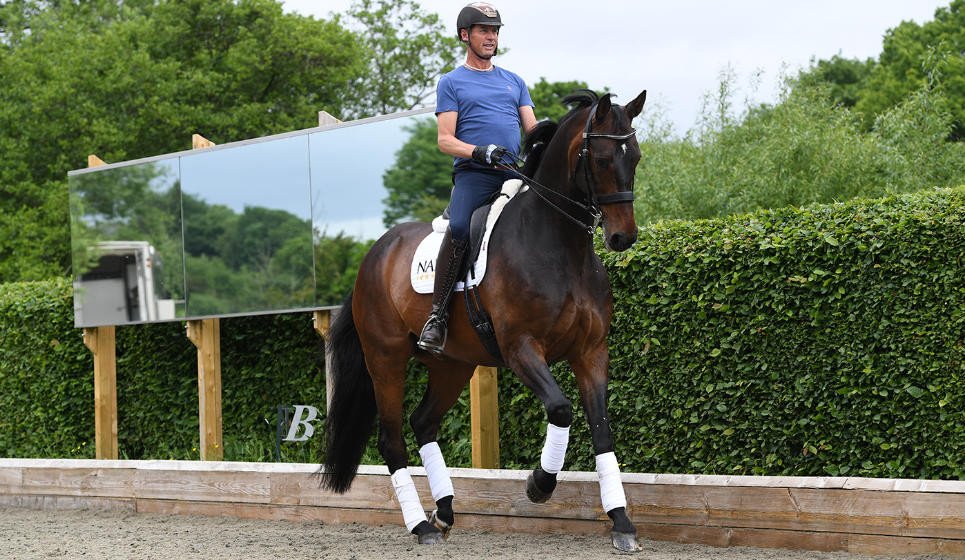 CarlHester_AtHome_PN22_44417.jpg