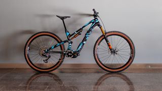 Side on details of the new prototype Whyte E-Lyte 140 Works e-MTB
