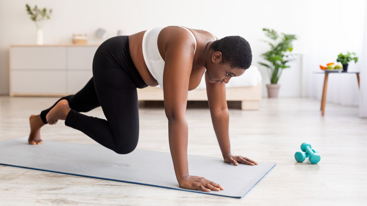 Woman doing core workout