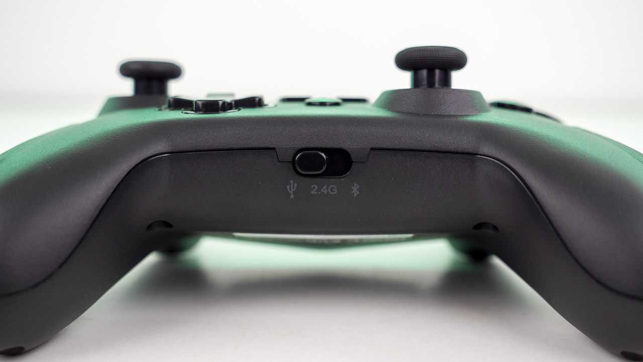 HyperX Clutch controller