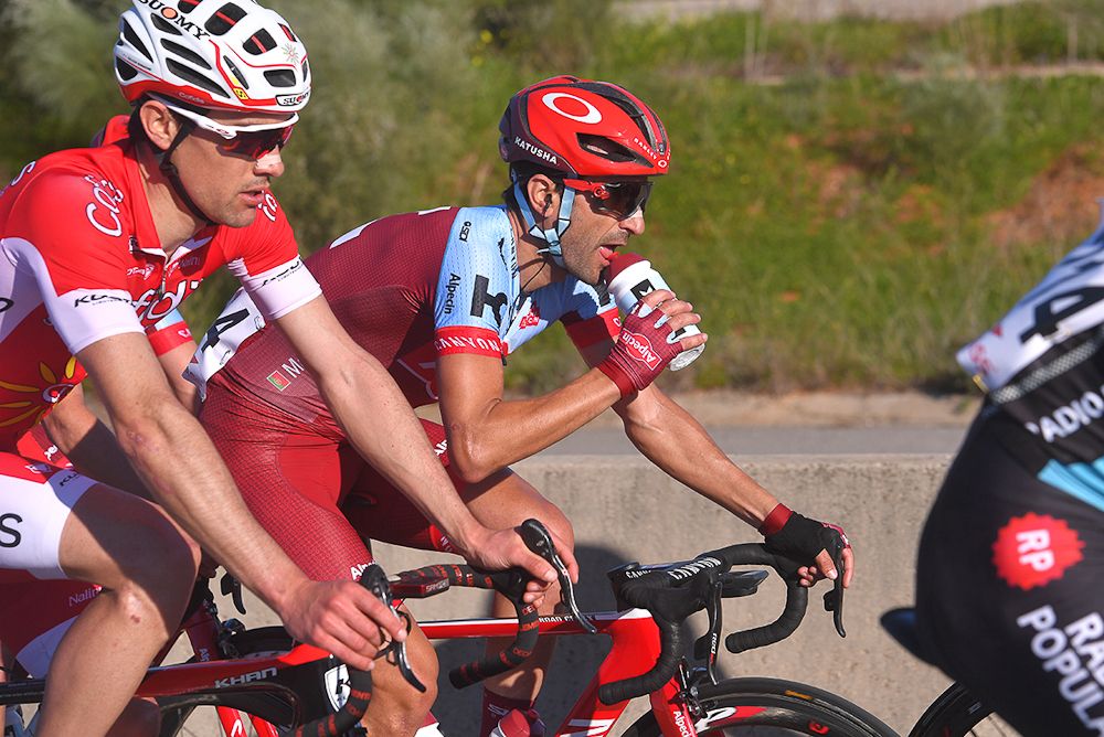 Tiago Machado (Katusha-Alpecin) takes a drink