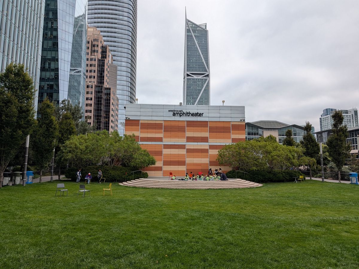 Outside green space shot by Pixel 10 Pro