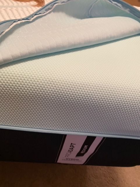 Tempur-Pedic Pro Adapt medium test photos