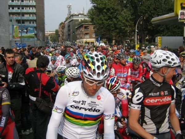 The peloton gathers in the centre of Milan for the start.