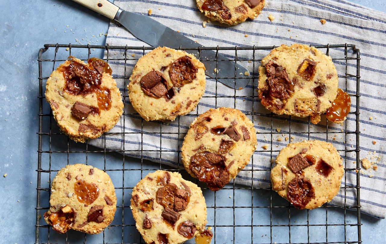 selection box choc chip cookies