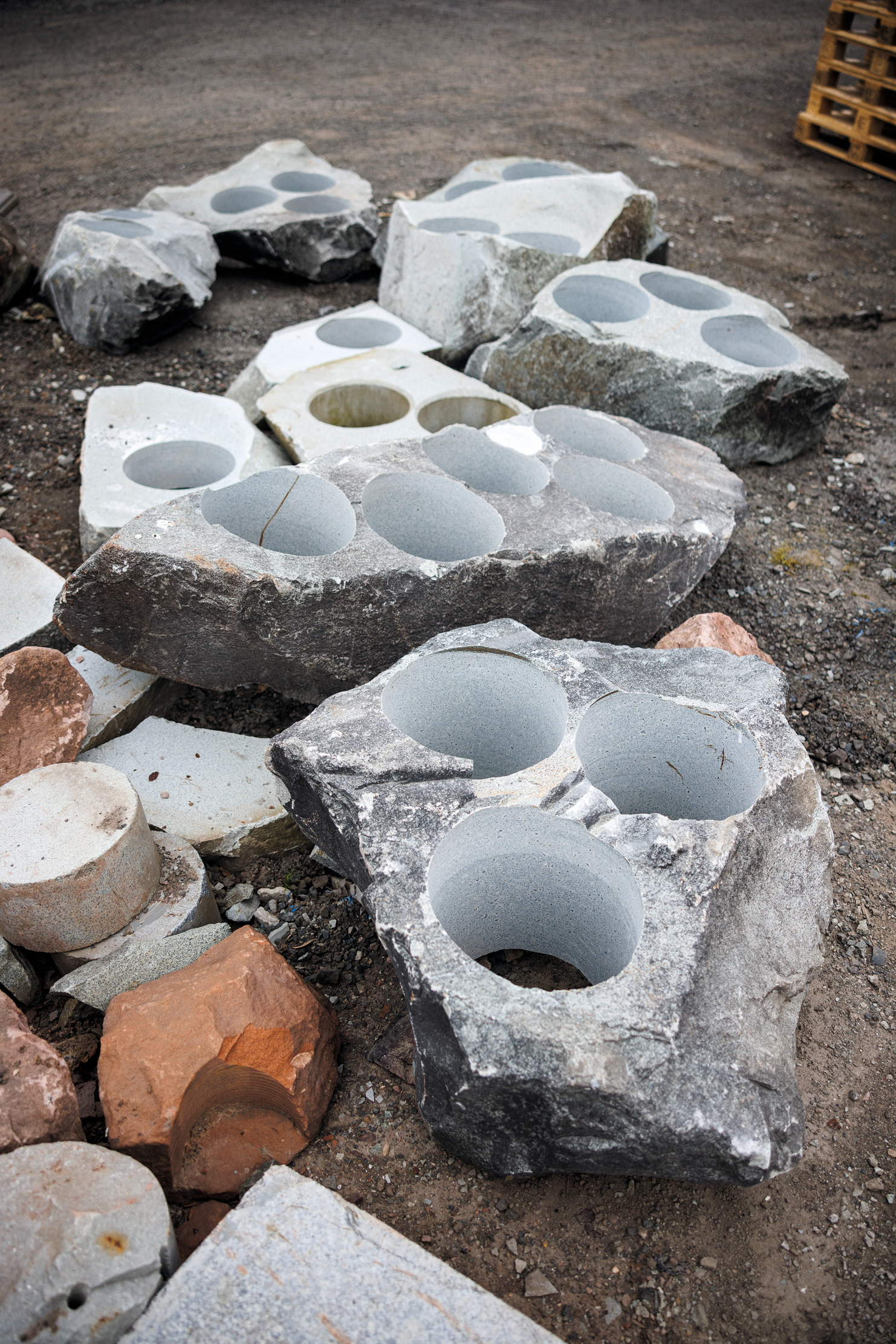 Kay's Scotland. Makers of Curling stones.