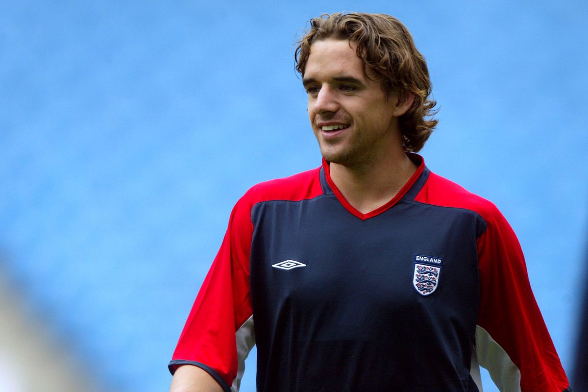 Owen Hargreaves warms up ahead of England's friendly match against Japan in 2004