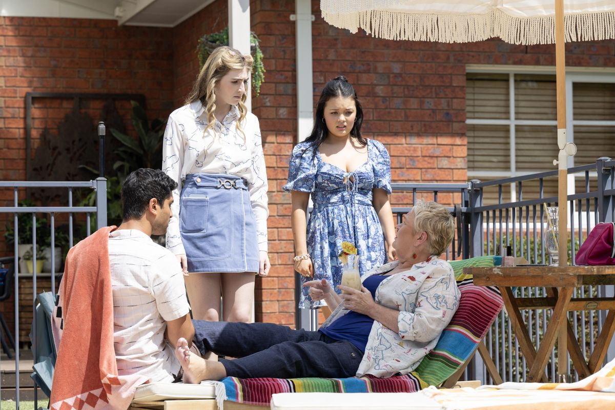 Haz, Mackenzie and Sadie with Vera in Neighbours