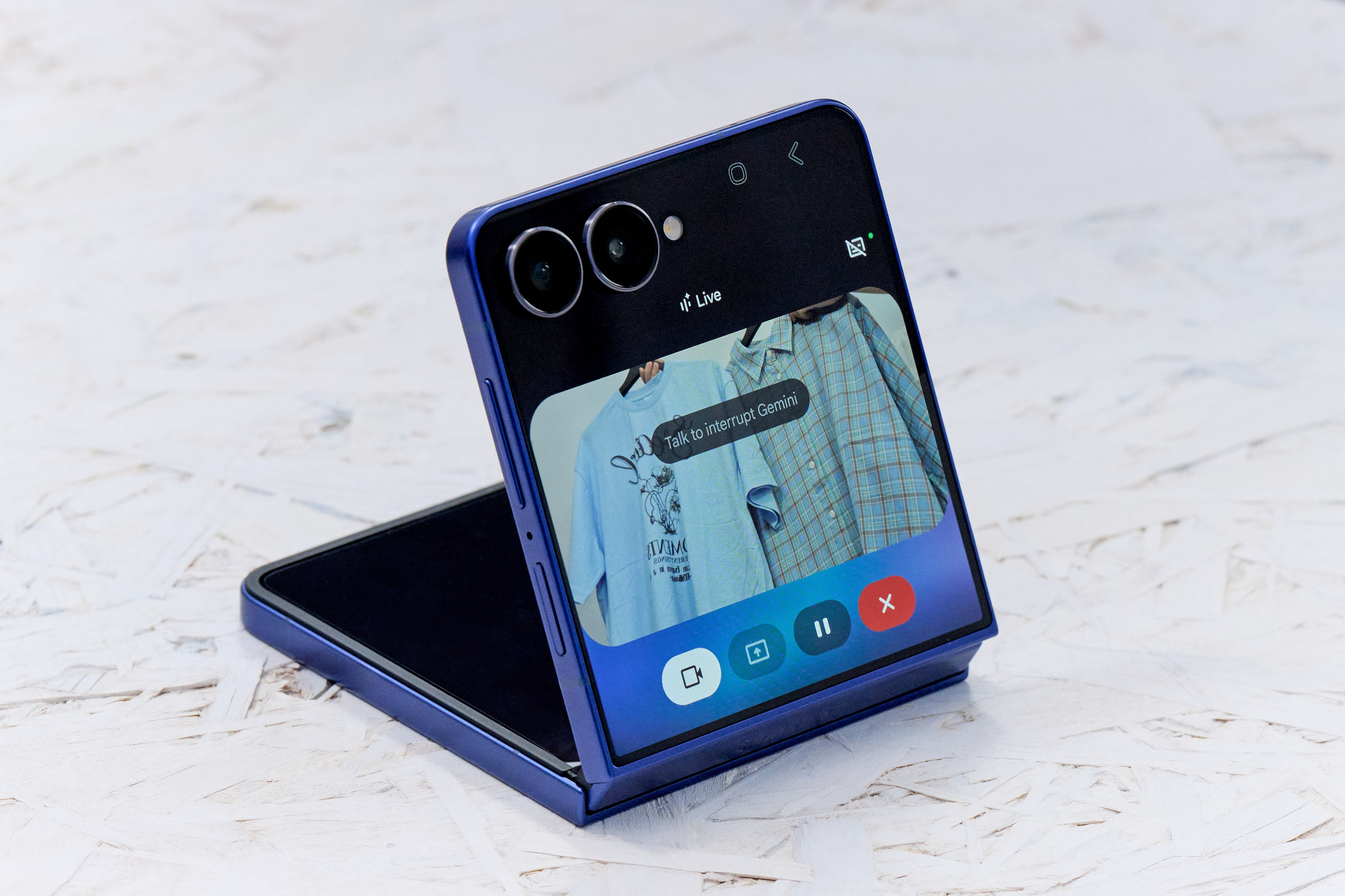 Samsung Galaxy 7 Flip7