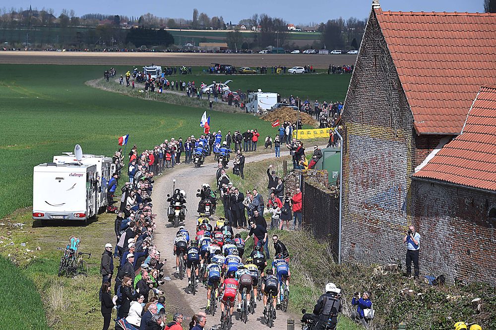 Paris-Roubaix twists through the countryside in France