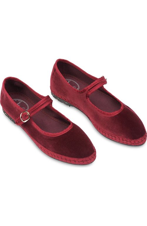 Lucrecia Mary Jane Flat