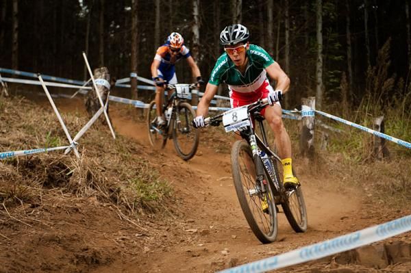 Marco Fontana (Cannondale Factory Racing) in action