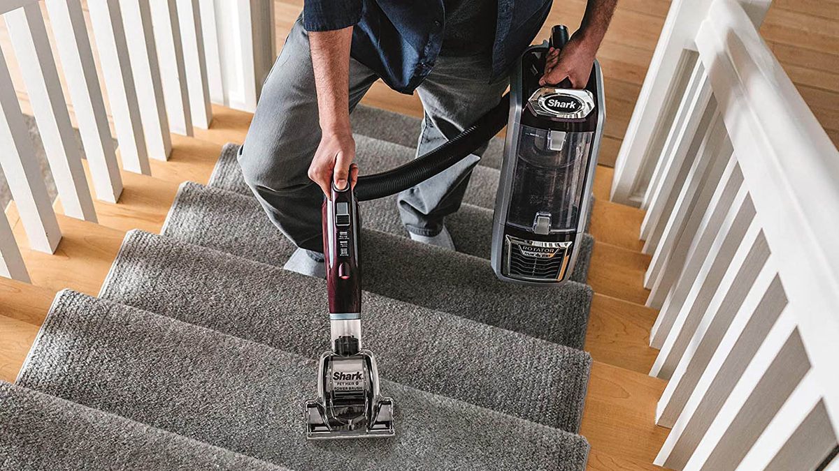 Shark Vs Dyson: Which Vacuum Cleaner Is Best? | Tom's Guide