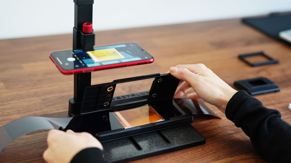 Lomography reveals new cheap and easy way to digitize your film