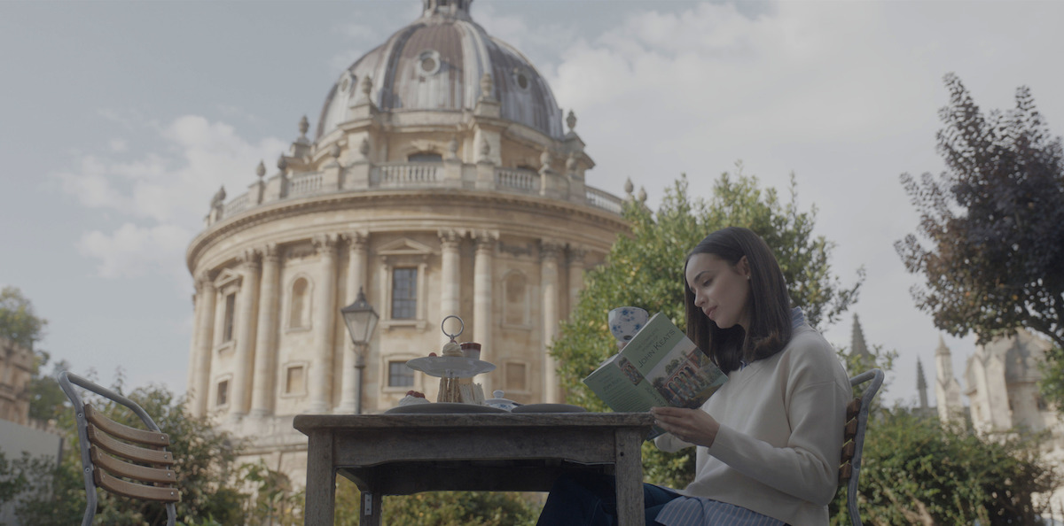 Sofia Carson as Oxford student Anna De La Vega.