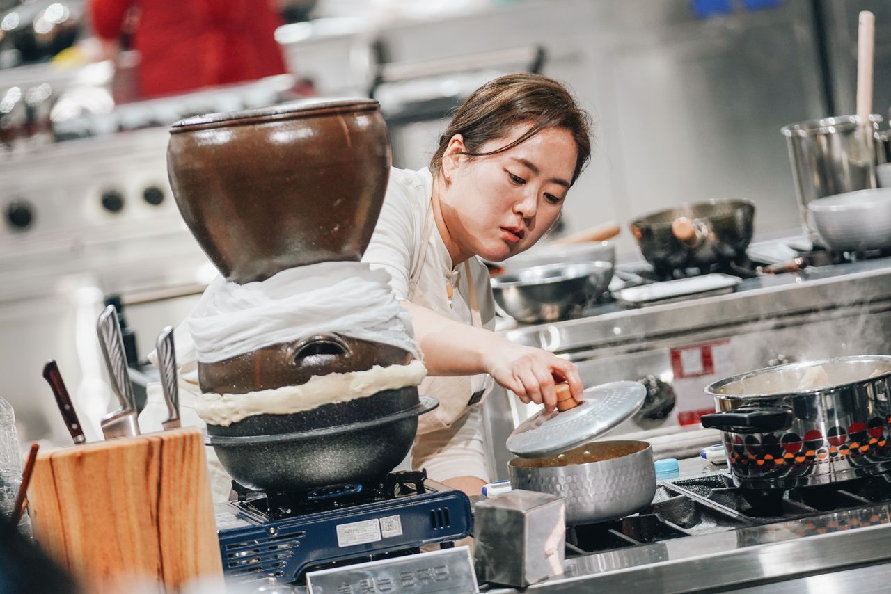 The 'Culinary Class Wars' Season 2 Cast: Your Guide | Marie Claire