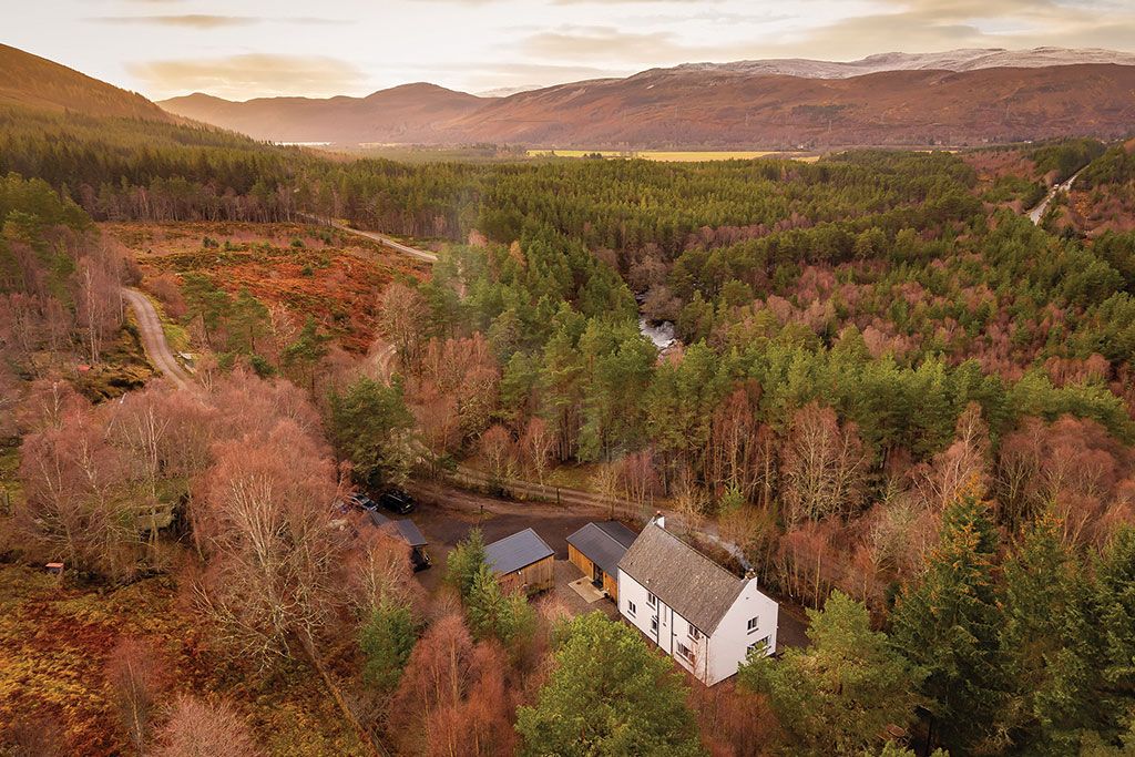 House for sale: Silver Bridge Lodge and Cabin, Garve, Highlands