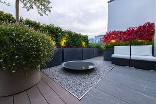 how to plan a modern garden roof terrace
